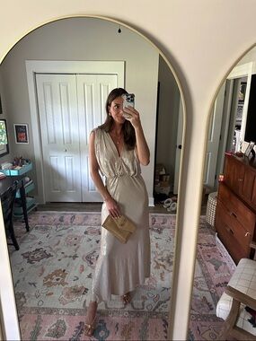 Elegant Metallic Ivory Maxi Dress - Sleeveless V-Neck